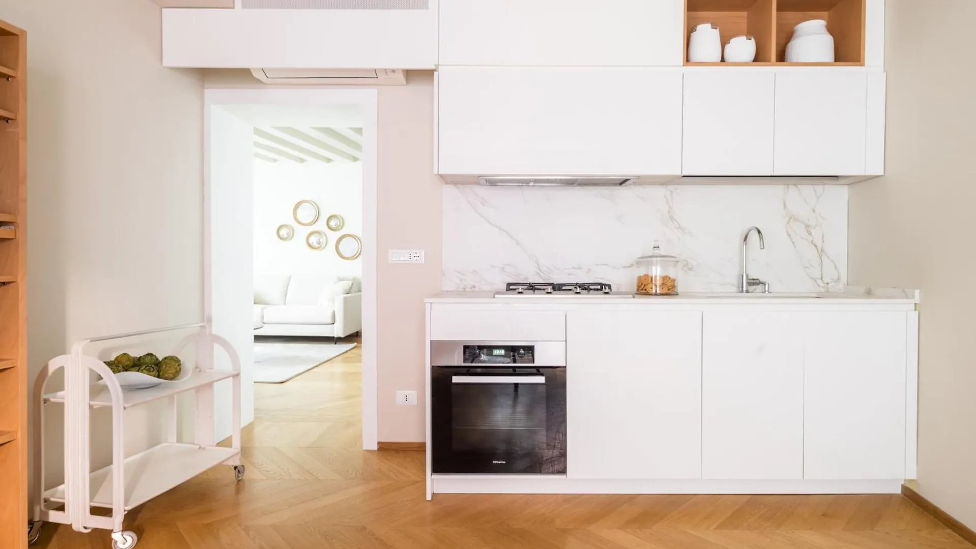San Giovanni E Paolo Canal View Apartment R&R Venice