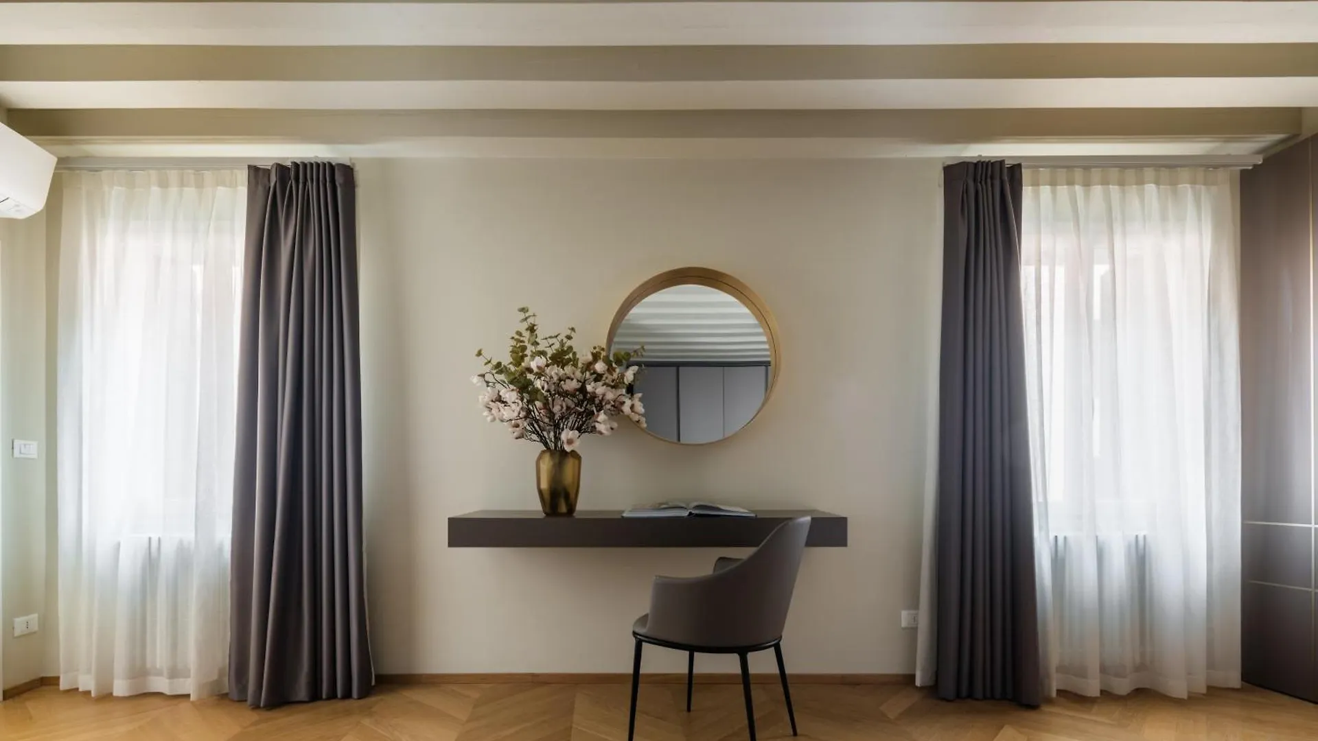 San Giovanni E Paolo Canal View Apartment R&R Venice