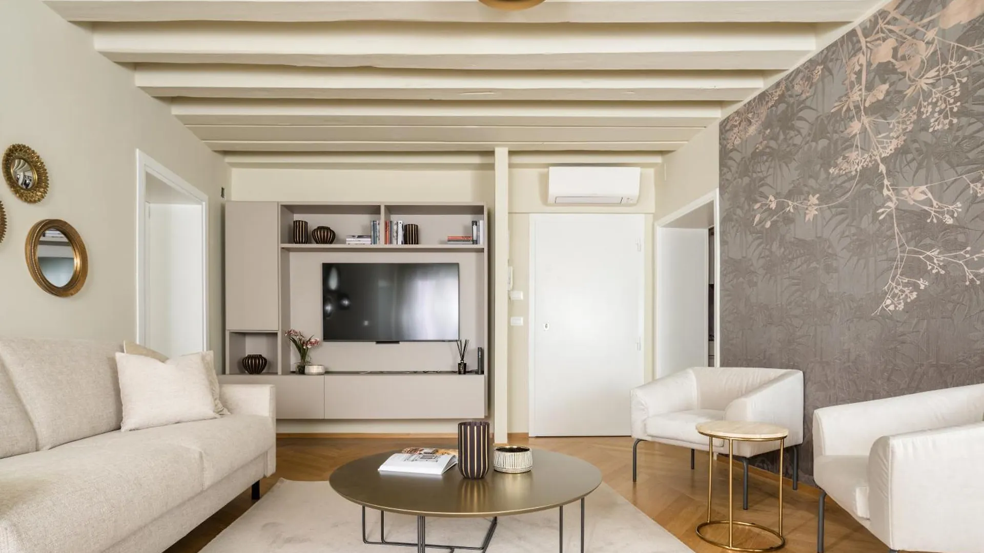 San Giovanni E Paolo Canal View Apartment R&R Venice